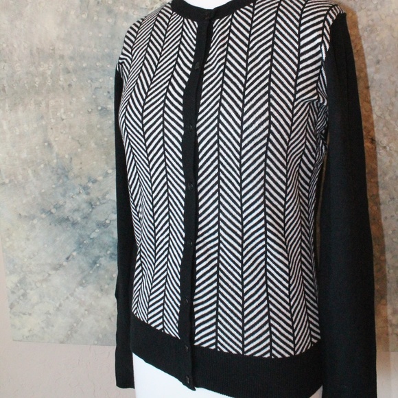 NWT Merona Ebony Pattern Cardigan - Picture 7 of 8